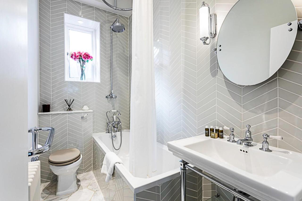 Notting Hill Charm 2-bed Gem *
